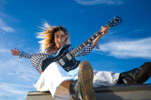 Véronique LARRUE - LARRUE VERONIQUE